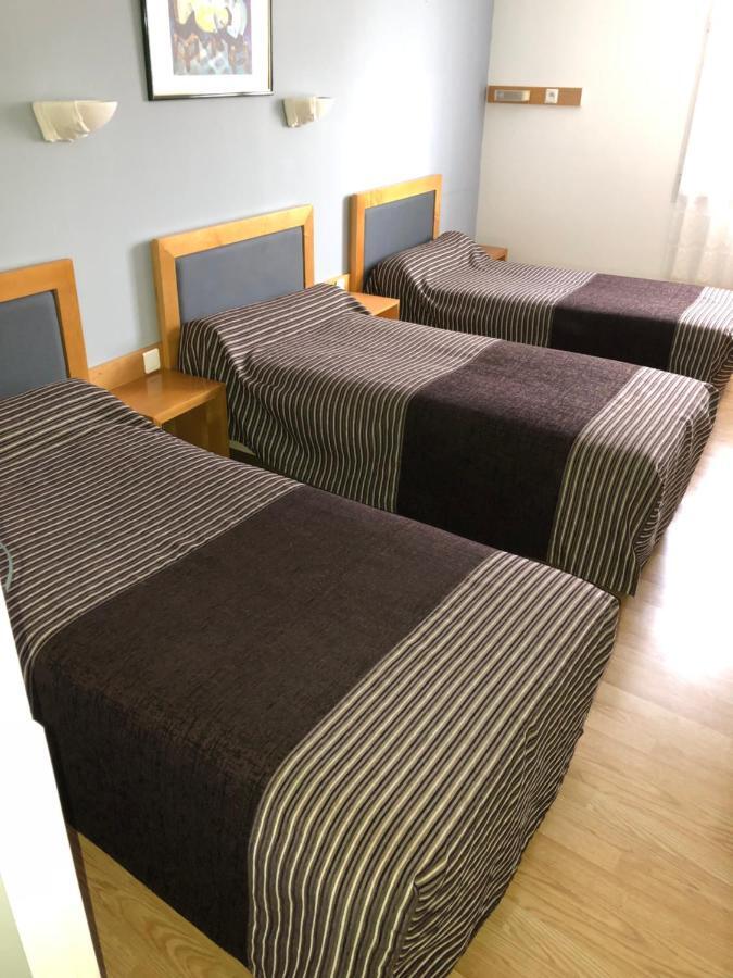 Hotel Au Petit Languedoc Lourdes Buitenkant foto